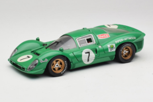 Ferrari 412P #7 Žalias 24 Hours of Daytona 1967 Eagles Race 1:18 37000 Metalas