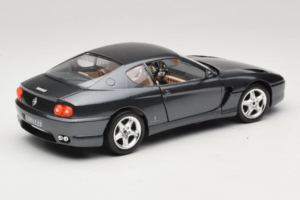 Ferrari 456 GT Pilkas Metallic Ypatingas Lakavimas Bburago 1:18 3036D Metalas - nuotrauka 3 iš 8