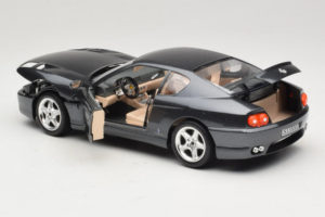 Ferrari 456 GT Pilkas Metallic Ypatingas Lakavimas Bburago 1:18 3036D Metalas - nuotrauka 5 iš 8
