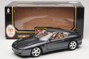 Ferrari 456 GT Pilkas Metallic Ypatingas Lakavimas Bburago 1:18 3036D Metalas - nuotrauka 8 iš 8