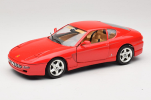 Ferrari 456 GT Raudonas Bburago 1:18 3046-R1 Metalas