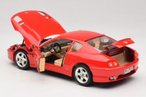 Ferrari 456 GT Raudonas Bburago 1:18 3046-R1 Metalas - nuotrauka 5 iš 8