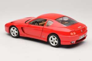 Ferrari 456 GT Raudonas Bburago 1:18 3046-R1 Metalas - nuotrauka 7 iš 8