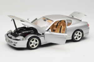 Ferrari 456 GT Sidabrinis Bburago 1:18 3336-S1 Metalas - nuotrauka 2 iš 8