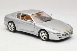 Ferrari 456 GT Sidabrinis Bburago 1:18 3336-S1 Metalas - nuotrauka 6 iš 8