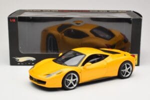 Ferrari 458 Italia Geltonas Hot Wheels 1:18 P9894 Metalas - nuotrauka 8 iš 8