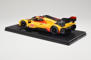 Ferrari 499P Hypercar AF Corse #83 R. Kubica / Y. Ye / R. Shwartzman 24 Hours of Le Mans 2024 Bburago 1:18 18-16313-83-VET Me - nuotrauka 7 iš 9