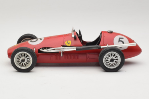 Ferrari 500 F2 #16 Tonka 1:16 6717 Metalas - nuotrauka 3 iš 6