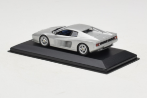 Ferrari 512 M Sidabrinis Minichamps 1:43 430074120 Metalas - nuotrauka 3 iš 4