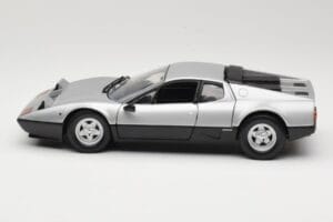 Ferrari 512BB Sidabrinis Kyosho 1:18 08171S Metalas - nuotrauka 4 iš 8