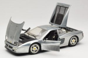 Ferrari 512M Chrome Silver Hot Wheels 1:18 25739 Metalas - nuotrauka 2 iš 8