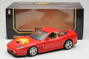 Ferrari 550 Maranello 22 Jahre Ferrari Model Club Raudonas Bburago 1:18 3064-P2 Metalas - nuotrauka 8 iš 8