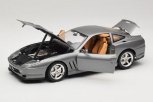 Ferrari 550 Maranello 25 Jahre Ferrari Model Club Sidabras 2. Versija Bburago 1:18 3064-S1 Metalas - nuotrauka 2 iš 8