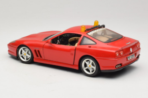 Ferrari 550 Maranello Safety Car Rosso Corsa Bburago 1:18 3064-P1 Metalas - nuotrauka 7 iš 8