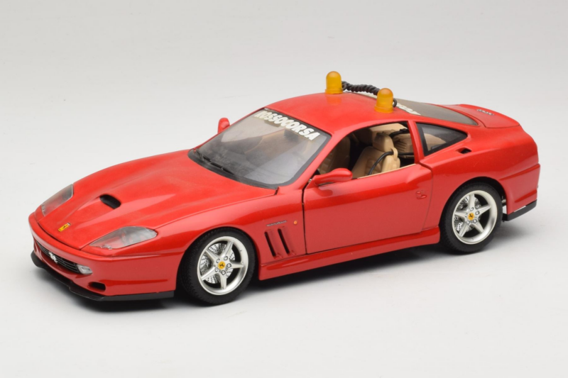 Ferrari 550 Maranello Safety Car Rosso Corsa Bburago 1:18 3064-P1 Metalas