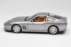 Ferrari 550 Maranello Sidabras Bburago 1:18 3344 Metalas - nuotrauka 4 iš 8