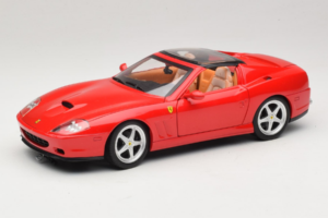 Ferrari 575M Superamerica Raudonas Hot Wheels 1:18 J2858 Metalas