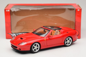Ferrari 575M Superamerica Raudonas Hot Wheels 1:18 J2858 Metalas - nuotrauka 8 iš 8