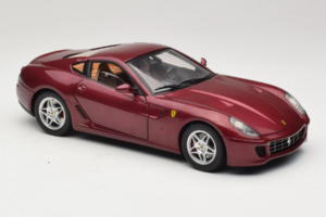 Ferrari 599 GTB Fiorano Tamsiai Raudonas Hot Wheels 1:18 M1200 Metalas - nuotrauka 6 iš 8