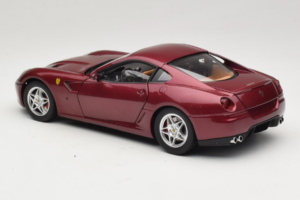 Ferrari 599 GTB Fiorano Tamsiai Raudonas Hot Wheels 1:18 M1200 Metalas - nuotrauka 7 iš 8
