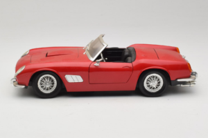 Ferrari California Kabrioletas Raudonas Tonka 1:18 01109-P1 Metalas - nuotrauka 4 iš 8