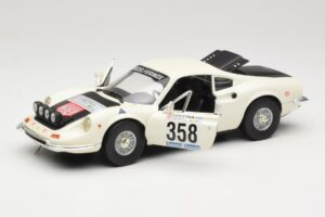 Ferrari Dino 246 GT Baltas Anson 1:18 3580 Metalas - nuotrauka 2 iš 8