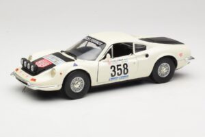 Ferrari Dino 246 GT Baltas Anson 1:18 3580 Metalas