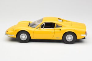 Ferrari Dino 246 GT Geltonas Anson 1:18 30301W Metalas - nuotrauka 4 iš 8