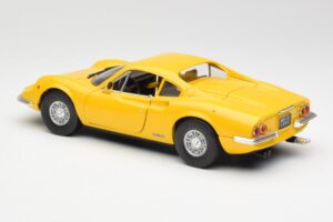 Ferrari Dino 246 GT Geltonas Anson 1:18 30301W Metalas - nuotrauka 7 iš 8