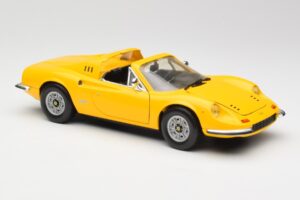 Ferrari Dino 246 GTS Geltonas Hot Wheels 1:18 23920 Metalas - nuotrauka 6 iš 8