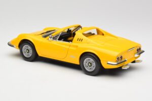 Ferrari Dino 246 GTS Geltonas Hot Wheels 1:18 23920 Metalas - nuotrauka 7 iš 8