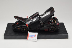 Ferrari Enzo Matt Black Riboto Leidimo BBR 1:18 HE180029 Metalas