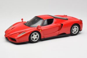 Ferrari Enzo Raudonas Hot Wheels 1:18 56293 Metalas