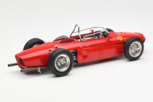 Ferrari Dino 156 Sharknose F1 1961 CMC 1:18 M-078 Metalas - nuotrauka 2 iš 6