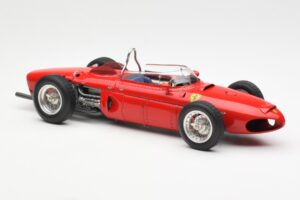 Ferrari Dino 156 Sharknose F1 1961 CMC 1:18 M-078 Metalas - nuotrauka 4 iš 6