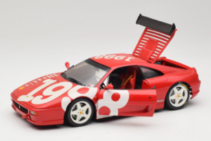 Ferrari F355 Berlinetta Raudonas su baltais ratais UT Models 1:18 180074020-P2 Metalas - nuotrauka 2 iš 8
