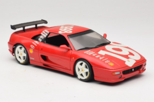 Ferrari F355 Berlinetta Raudonas su baltais ratais UT Models 1:18 180074020-P2 Metalas - nuotrauka 6 iš 8