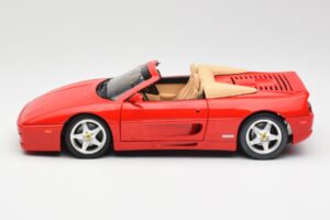 Ferrari F355 Spider Raudonas Hot Wheels 1:18 25733 Metalas - nuotrauka 4 iš 8