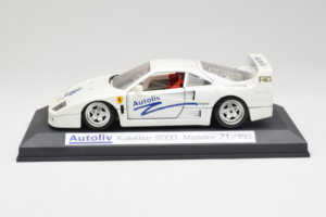 Ferrari F40 Autoliv Baltas Ribotasis Leidimas 150 vnt Exclusive Cars 1:18 EC001 Metalas
