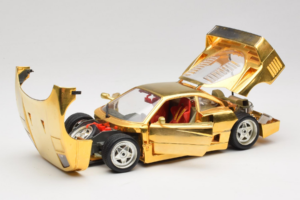 Ferrari F40 Chrome Gold Limited Edition 250 pcs Bburago 1:18 3332-G1 Metalas - nuotrauka 2 iš 8