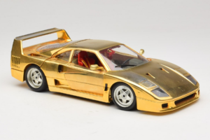 Ferrari F40 Chrome Gold Limited Edition 250 pcs Bburago 1:18 3332-G1 Metalas - nuotrauka 6 iš 8