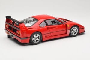 Ferrari F40 Competizione Test Version Raudonas Hot Wheels 1:18 P9922 Metalas - nuotrauka 3 iš 8