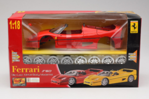 Ferrari F40 Raudonas Model Kit Maisto 1:18 39822 Metalas