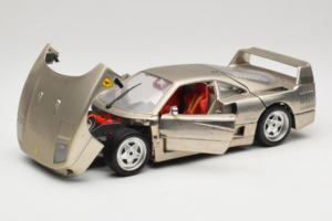 Ferrari F40 Dark Chrome Silver Kroymans Ribotasis Leidimas Bburago 1:18 3032-C2 Metalas - nuotrauka 2 iš 8