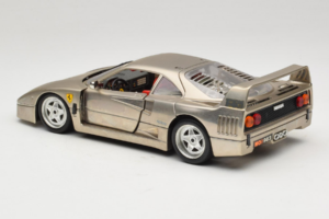 Ferrari F40 Dark Chrome Silver Kroymans Ribotasis Leidimas Bburago 1:18 3032-C2 Metalas - nuotrauka 7 iš 8