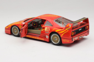 Ferrari F40 Evoluzione #3 Brummel Raudonas 1987 Bburago 1:18 3022-P2 Metalas - nuotrauka 5 iš 8