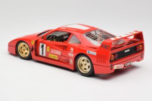 Ferrari F40 Evoluzione Bburago 1:18 3042 Metalas - nuotrauka 7 iš 8