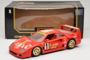 Ferrari F40 Evoluzione #1 Pirelli Raudonas 1992 Bburago 1:18 3042-P1 Metalas - nuotrauka 8 iš 8