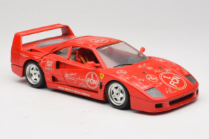 Ferrari F40 Evoluzione FC Nürnberg Special Edition Raudonas Bburago 1:18 3042-FCN Metalas - nuotrauka 6 iš 8