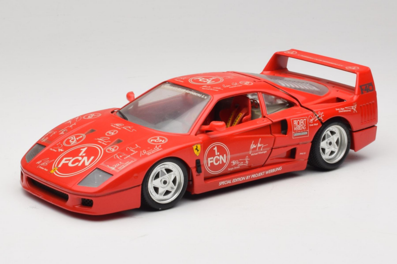 Ferrari F40 Evoluzione FC Nürnberg Special Edition Raudonas Bburago 1:18 3042-FCN Metalas